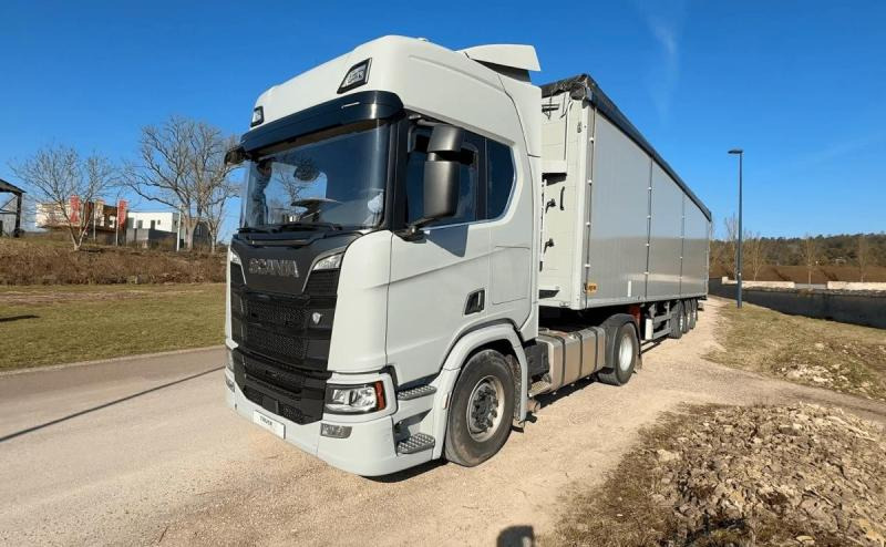 Scania R 520 - Tractor unit: picture 2 Scania R 520 - Tractor unit: picture 2
