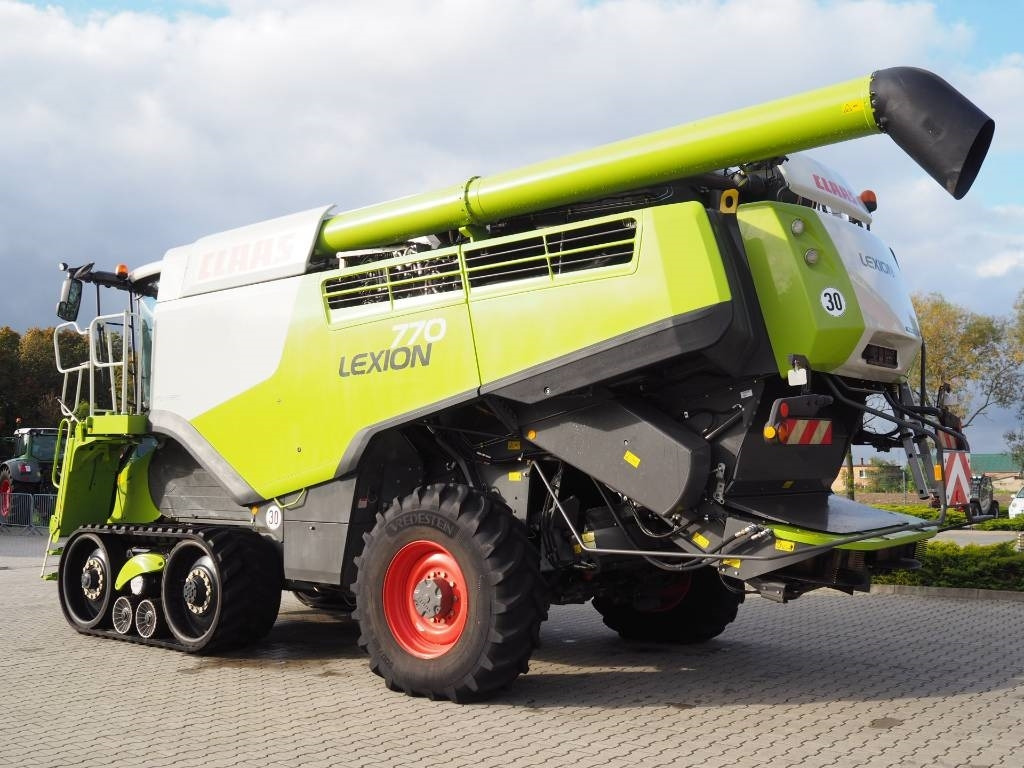 Claas Lexion 770 TT - Combine harvester: picture 2 Claas Lexion 770 TT - Combine harvester: picture 2