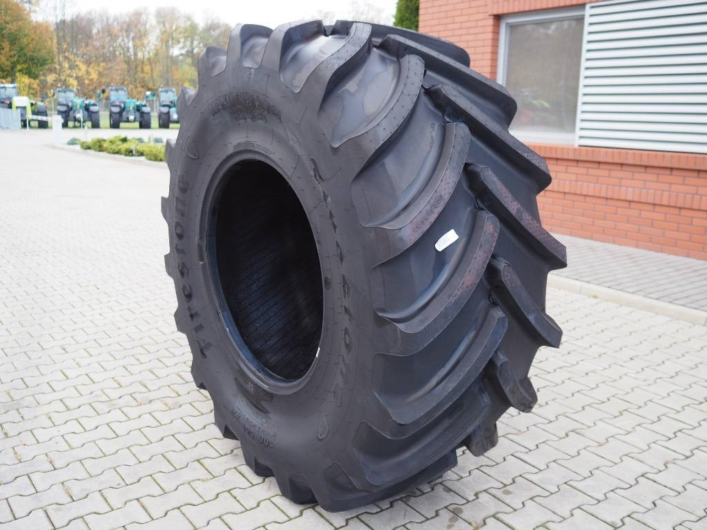 Firestone MAXI TRACTION HARVEST 800/65 R32 - Tire for Agricultural machinery: picture 3 Firestone MAXI TRACTION HARVEST 800/65 R32 - Tire for Agricultural machinery: picture 3