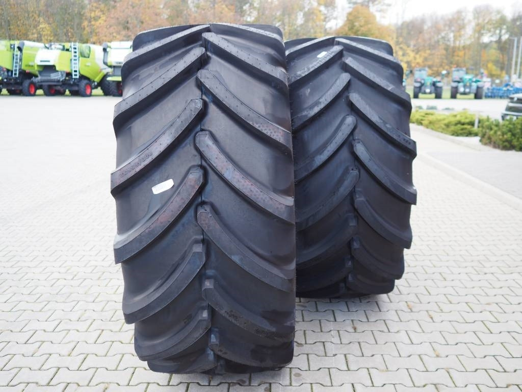 Firestone MAXI TRACTION HARVEST 800/65 R32 - Tire for Agricultural machinery: picture 4 Firestone MAXI TRACTION HARVEST 800/65 R32 - Tire for Agricultural machinery: picture 4