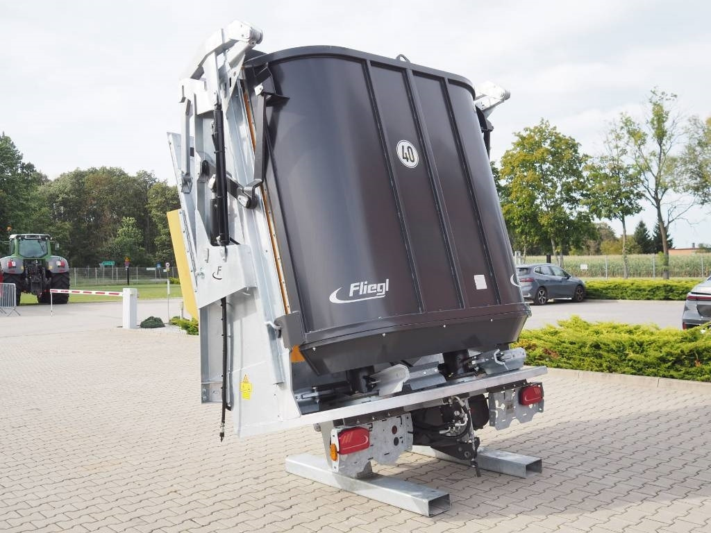 Fliegl S-2/ASW Profi - Manure spreader: picture 3 Fliegl S-2/ASW Profi - Manure spreader: picture 3