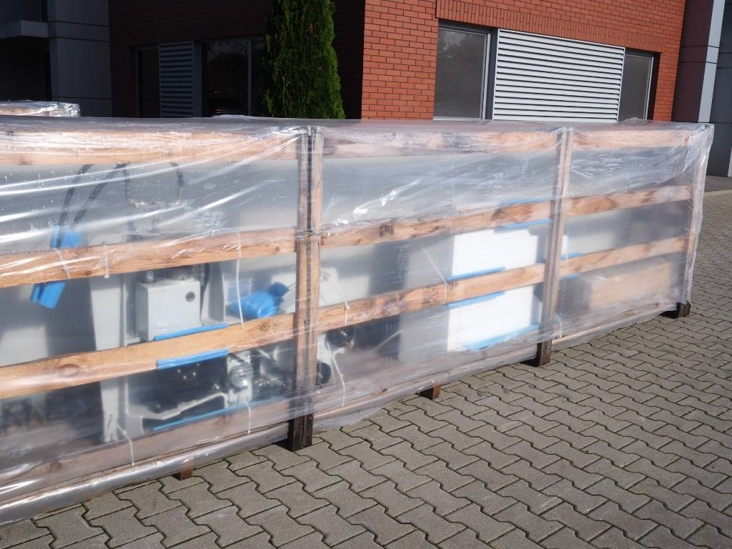 Ziegler - rapeseed extension, Claas C900, C750, C660, C600 - Harvester attachment: picture 4 Ziegler - rapeseed extension, Claas C900, C750, C660, C600 - Harvester attachment: picture 4