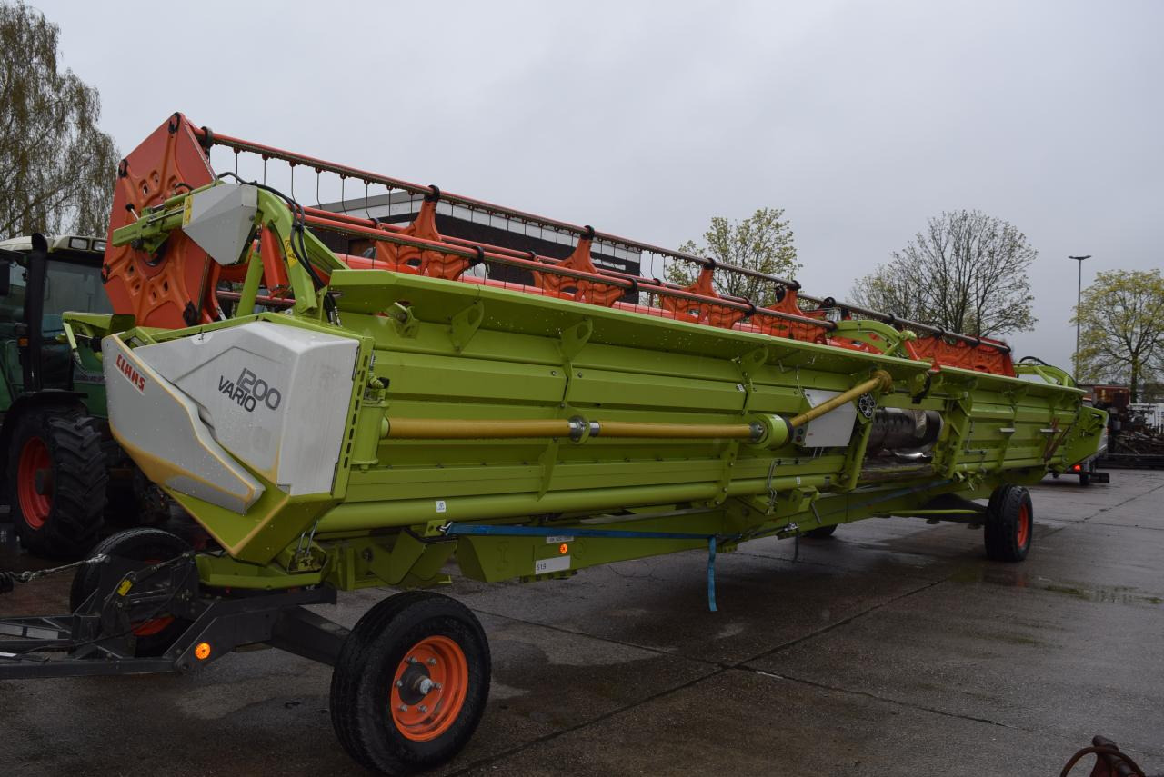 CLAAS V 1200 Vario *Schneidwerk* - Combine header: picture 4 CLAAS V 1200 Vario *Schneidwerk* - Combine header: picture 4