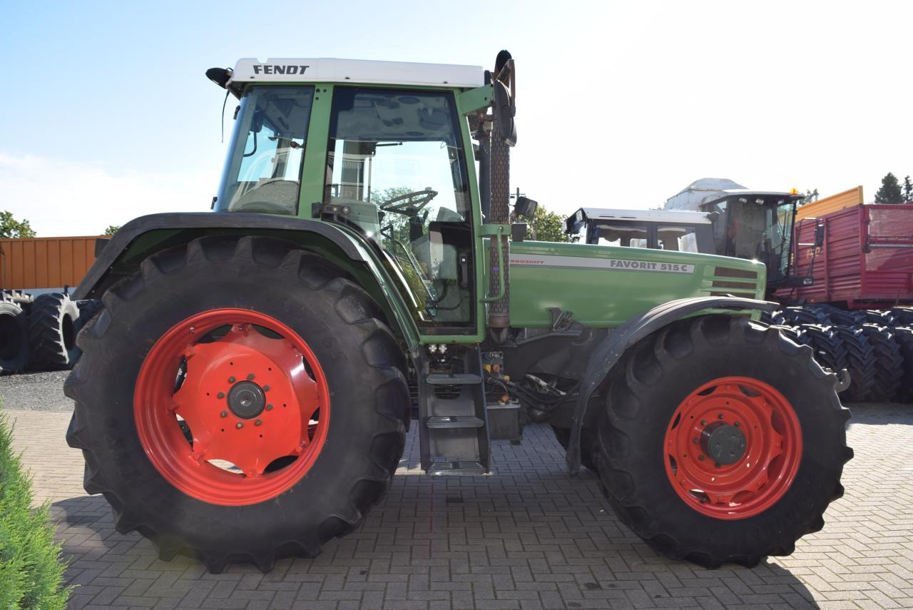 Fendt Favorit 512 - Farm tractor: picture 1 Fendt Favorit 512 - Farm tractor: picture 1