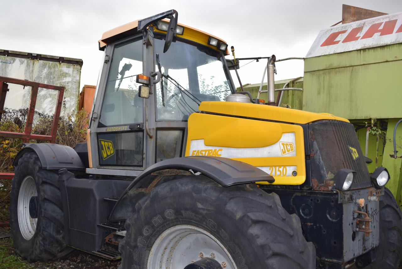 JCB Fastrac 2150 - Farm tractor: picture 1 JCB Fastrac 2150 - Farm tractor: picture 1