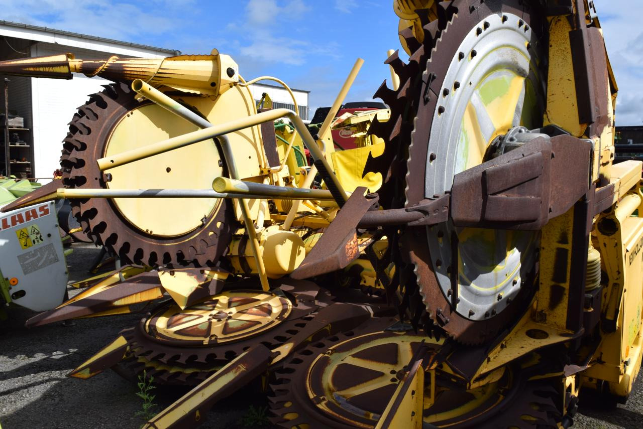 New Holland RI 600 *Maisgebiss* - Maize harvester: picture 2 New Holland RI 600 *Maisgebiss* - Maize harvester: picture 2