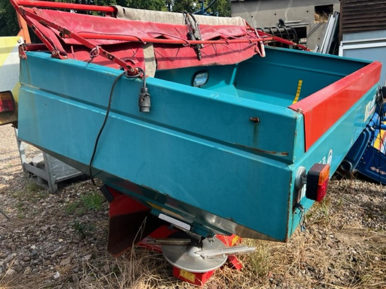 Sulky Burel DPX 2004 - Fertilizer spreader: picture 4 Sulky Burel DPX 2004 - Fertilizer spreader: picture 4