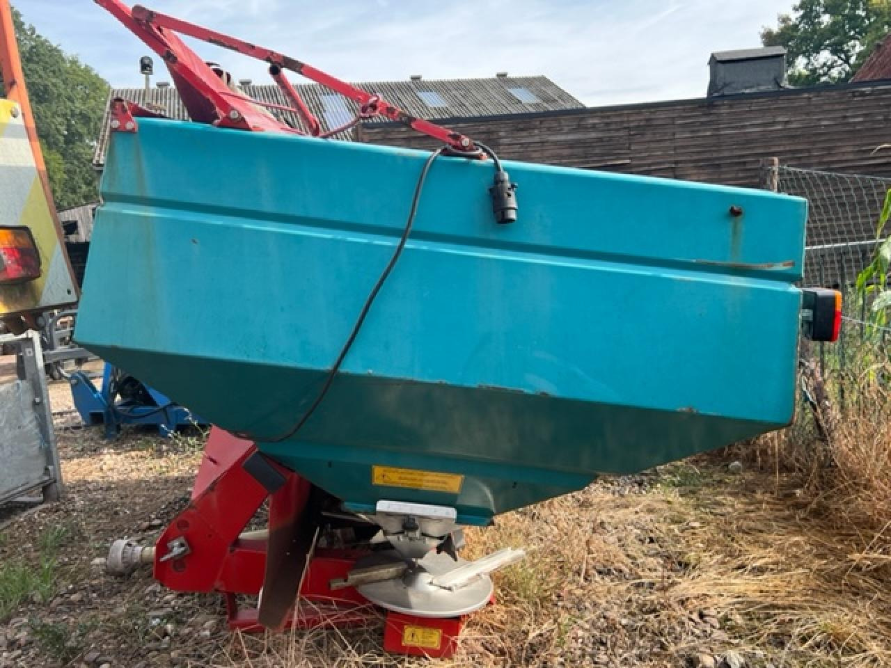 Sulky Burel DPX 2004 - Fertilizer spreader: picture 3 Sulky Burel DPX 2004 - Fertilizer spreader: picture 3