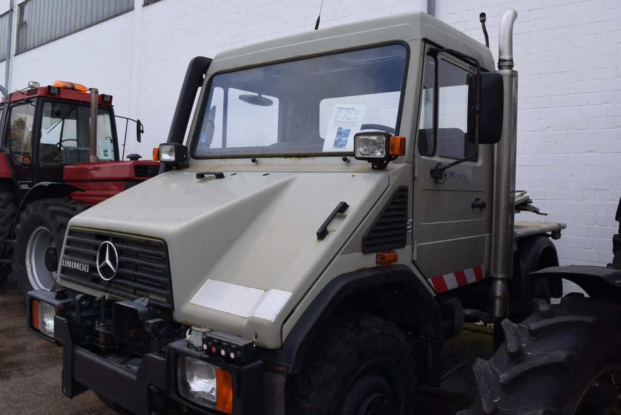 Mercedes-Benz Unimog U 90 - Utility/ Special vehicle: picture 1 Mercedes-Benz Unimog U 90 - Utility/ Special vehicle: picture 1