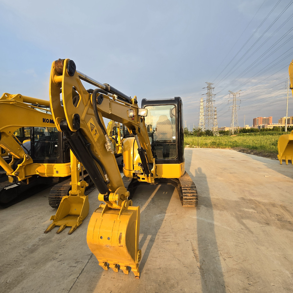 CATERPILLAR 303.5E2 - Mini excavator: picture 3 CATERPILLAR 303.5E2 - Mini excavator: picture 3