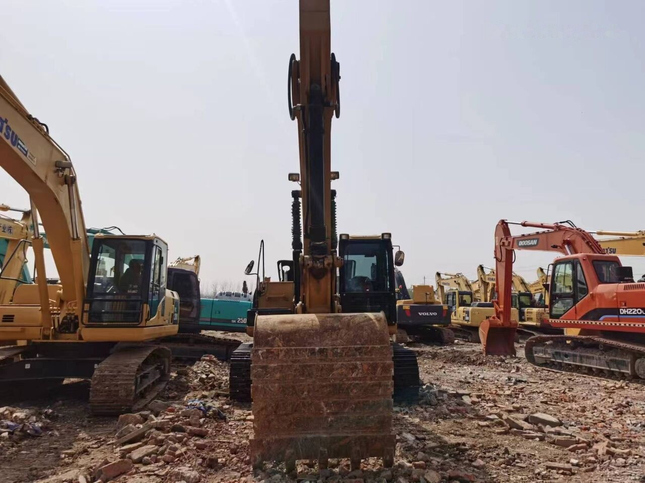 Caterpillar 320D - Crawler excavator: picture 3 Caterpillar 320D - Crawler excavator: picture 3