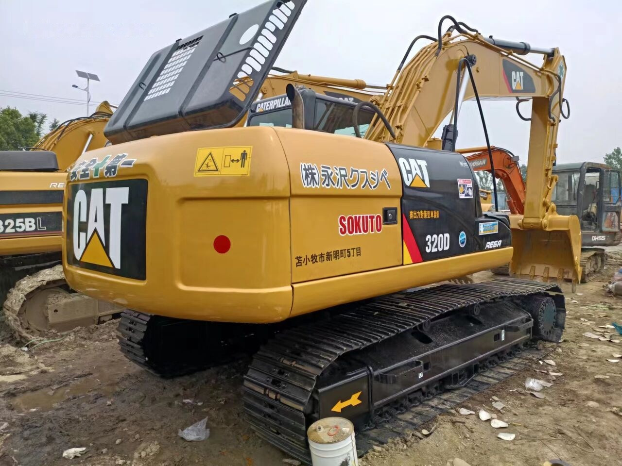 Caterpillar 320D - Crawler excavator: picture 3 Caterpillar 320D - Crawler excavator: picture 3