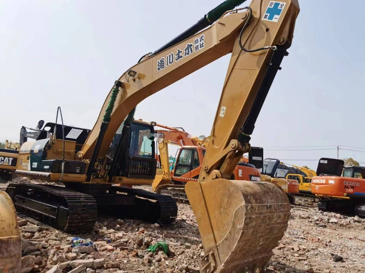 Caterpillar 320D - Crawler excavator: picture 2 Caterpillar 320D - Crawler excavator: picture 2