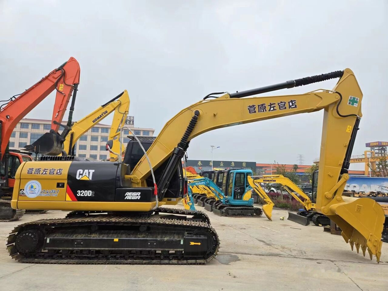 Caterpillar 320D2 - Crawler excavator: picture 5 Caterpillar 320D2 - Crawler excavator: picture 5