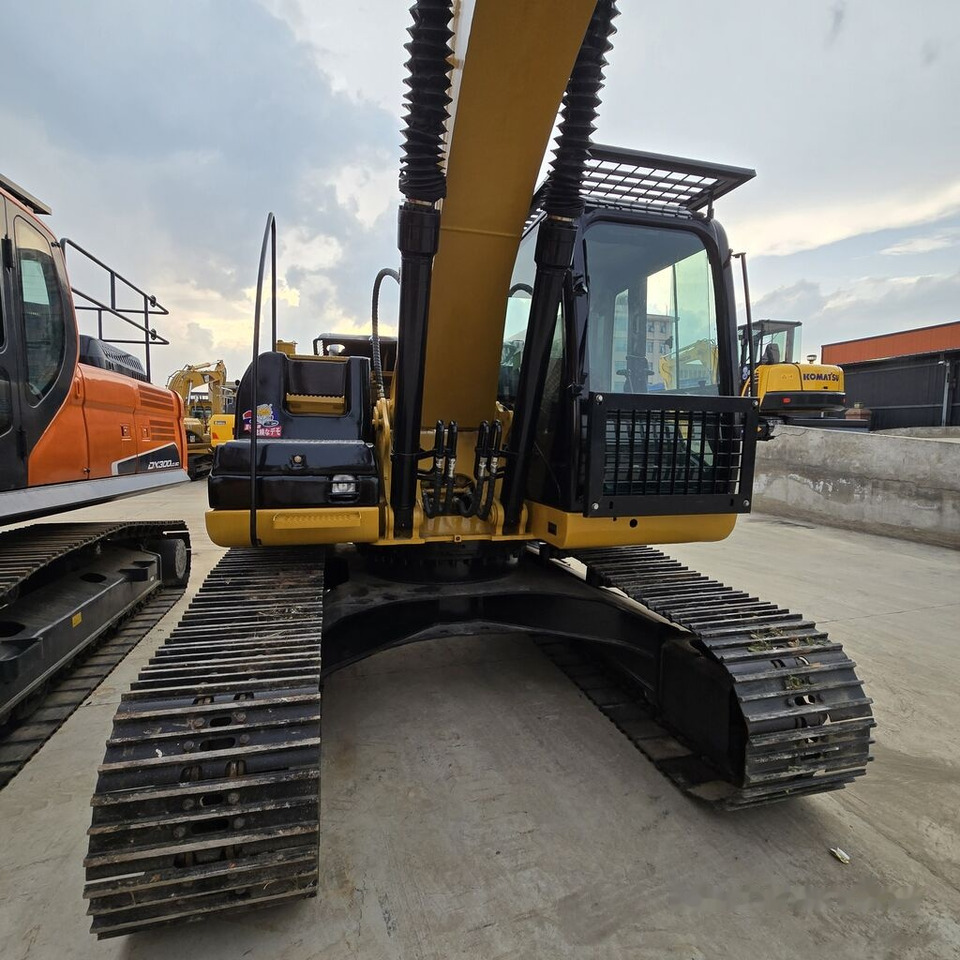 Caterpillar 320DL - Crawler excavator: picture 1 Caterpillar 320DL - Crawler excavator: picture 1