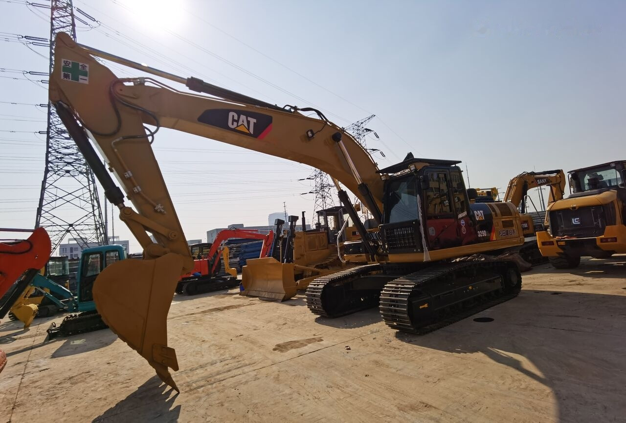 Caterpillar 329D2L - Crawler excavator: picture 1 Caterpillar 329D2L - Crawler excavator: picture 1