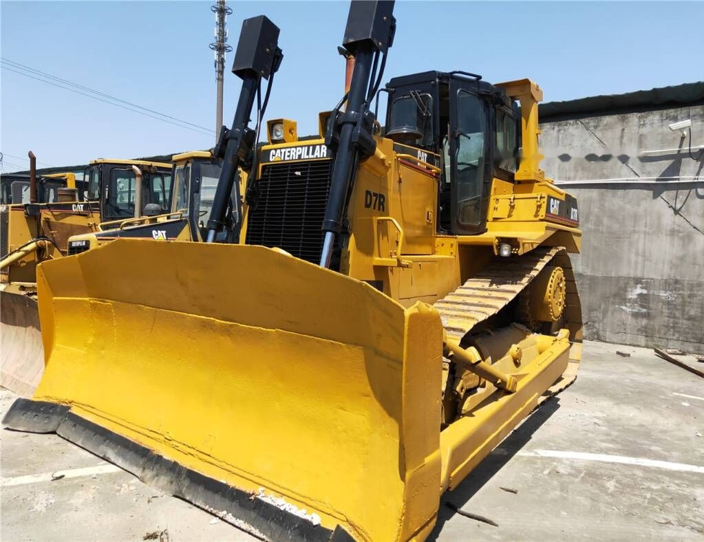 Caterpillar D7R - Bulldozer: picture 4 Caterpillar D7R - Bulldozer: picture 4