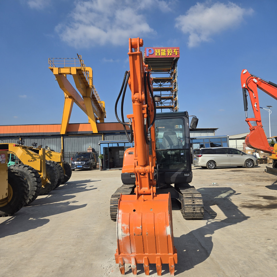 Doosan DX60 - Mini excavator: picture 2 Doosan DX60 - Mini excavator: picture 2