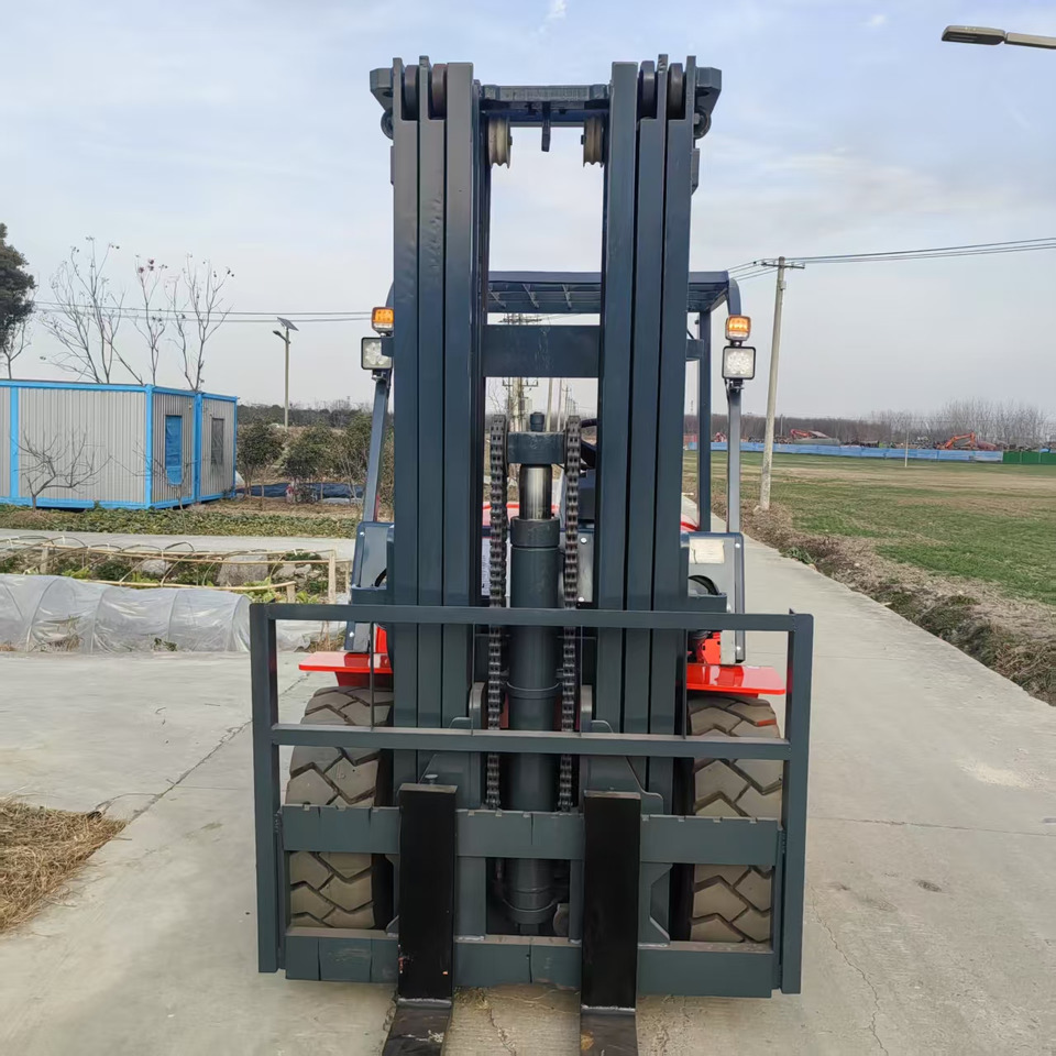 Diesel forklift HELI FD45: picture 6 Diesel forklift HELI FD45: picture 6