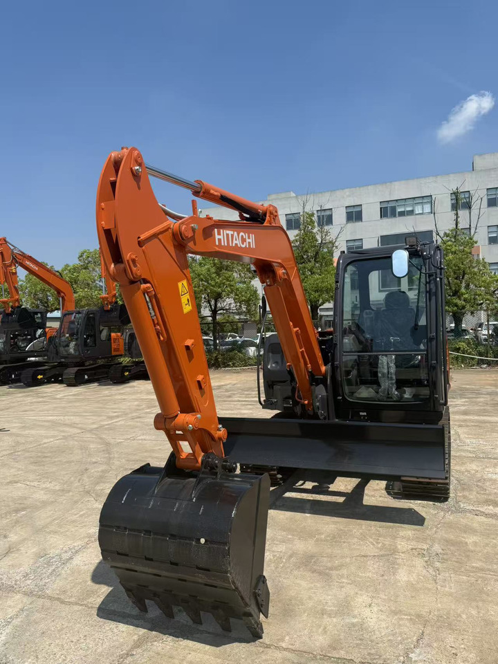 HITACHI ZX60 - Excavator: picture 4 HITACHI ZX60 - Excavator: picture 4