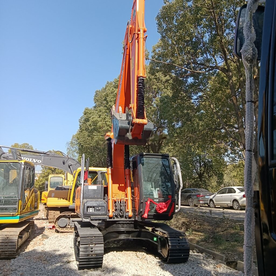 Hitachi ZX120-5A - Crawler excavator: picture 1 Hitachi ZX120-5A - Crawler excavator: picture 1