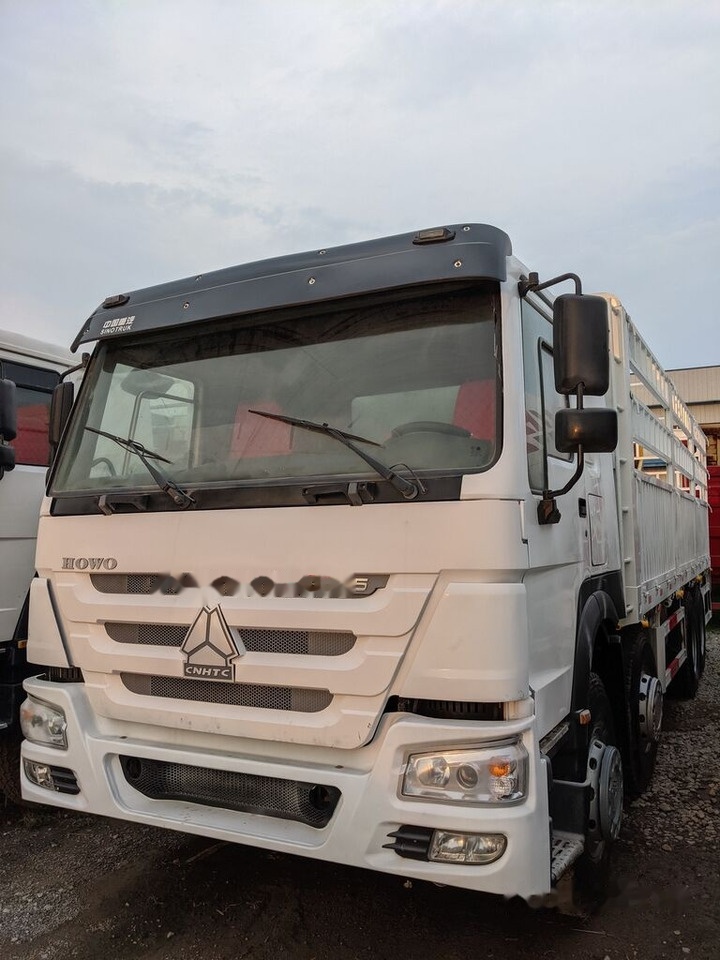 Howo 375 - Dropside/ Flatbed truck: picture 1 Howo 375 - Dropside/ Flatbed truck: picture 1