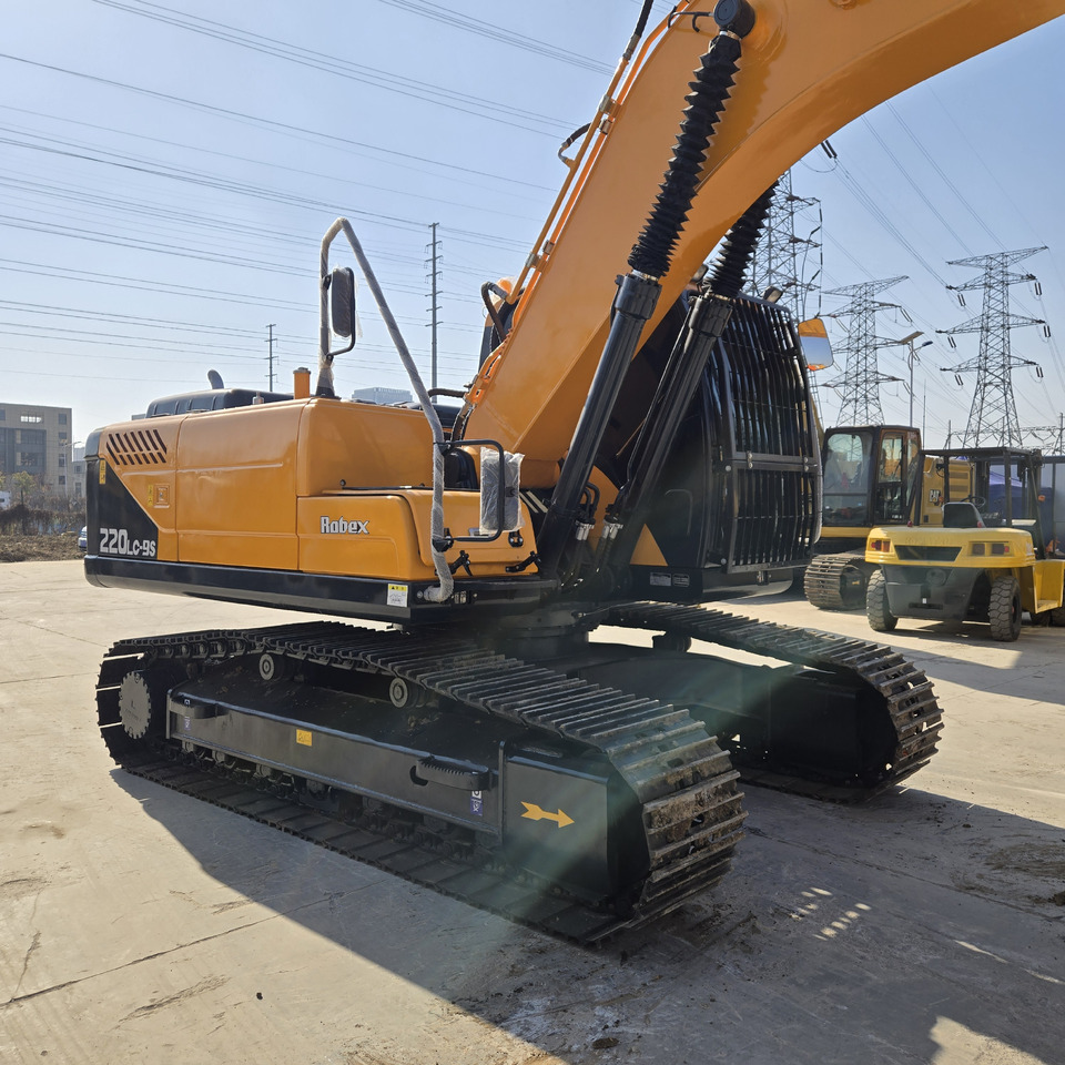 Hyundai R220-9S - Crawler excavator: picture 2 Hyundai R220-9S - Crawler excavator: picture 2