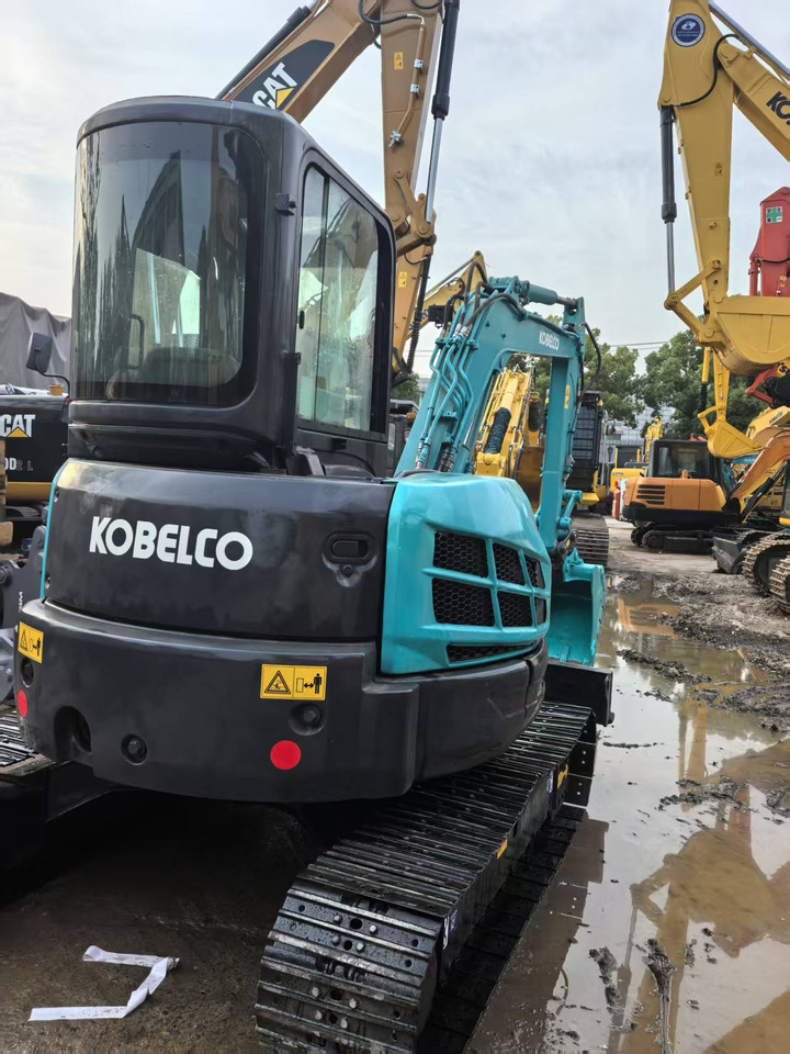 KOBELCO SK55SR - Mini excavator: picture 3 KOBELCO SK55SR - Mini excavator: picture 3