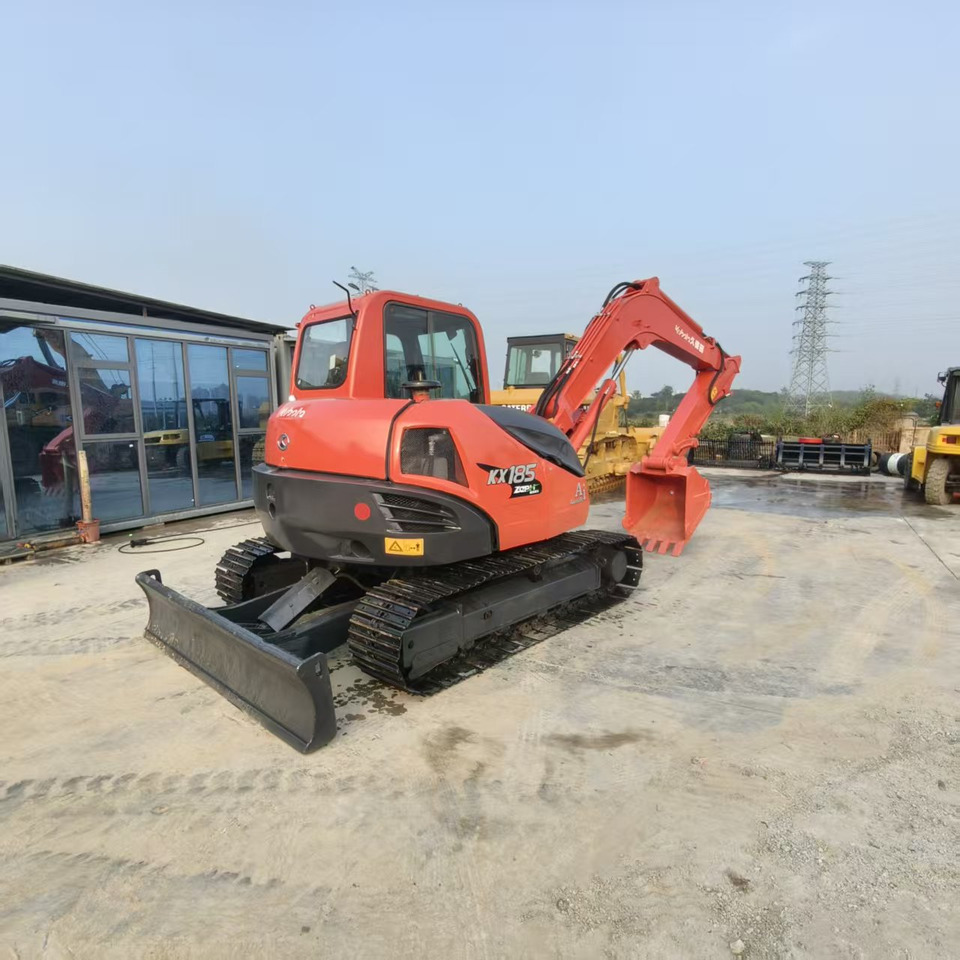 KUBOTA KX185 - Excavator: picture 1 KUBOTA KX185 - Excavator: picture 1