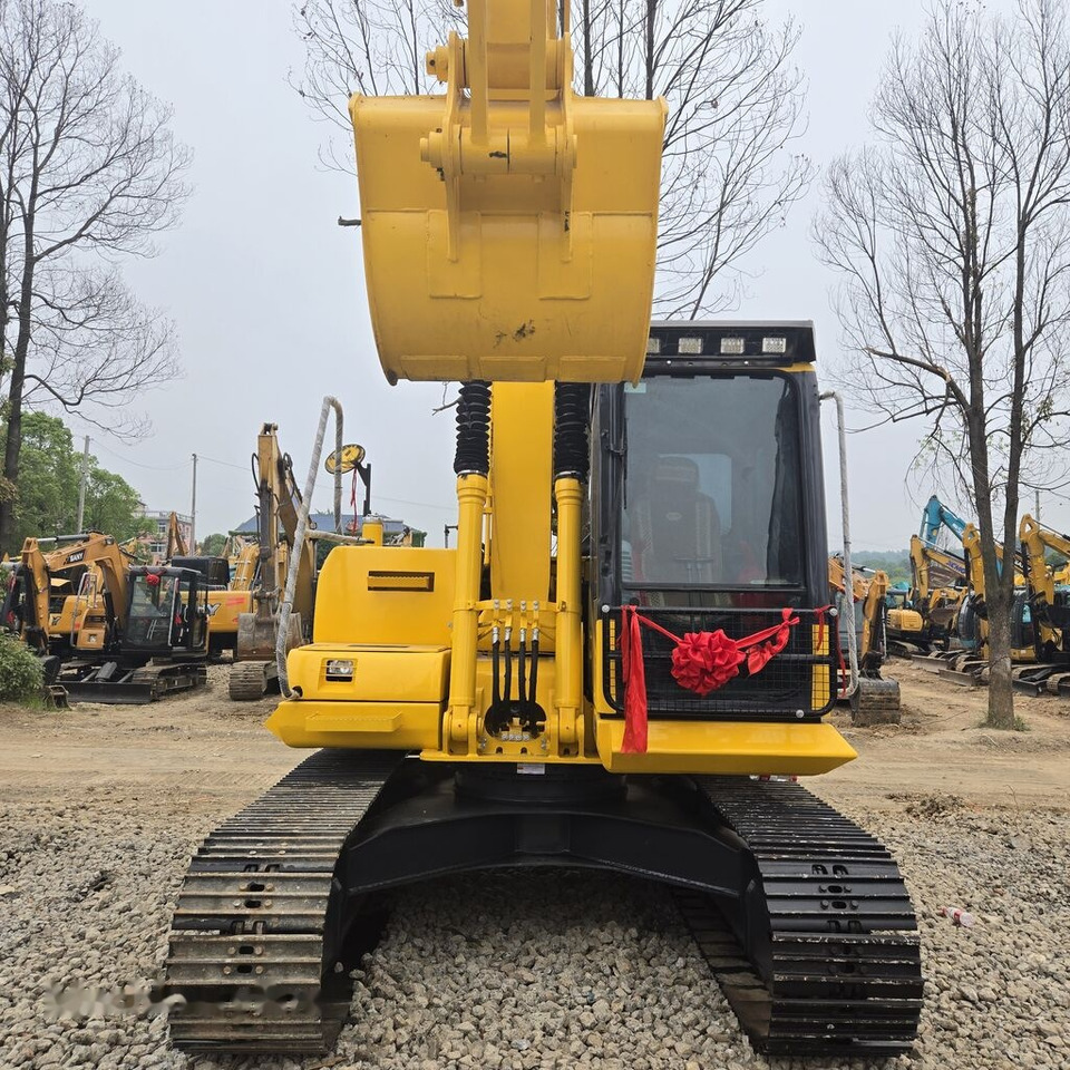 Komatsu PC130-10 - Crawler excavator: picture 3 Komatsu PC130-10 - Crawler excavator: picture 3