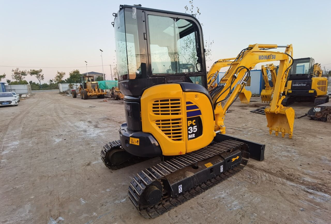 Komatsu PC35 - Mini excavator: picture 4 Komatsu PC35 - Mini excavator: picture 4
