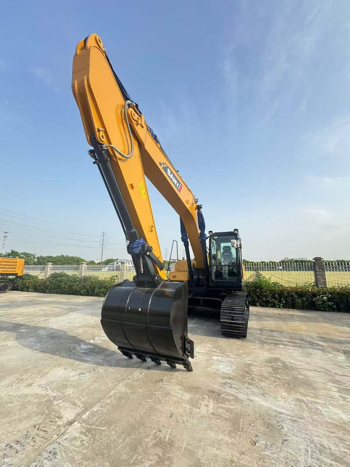 SANY SY215 - Crawler excavator: picture 5 SANY SY215 - Crawler excavator: picture 5