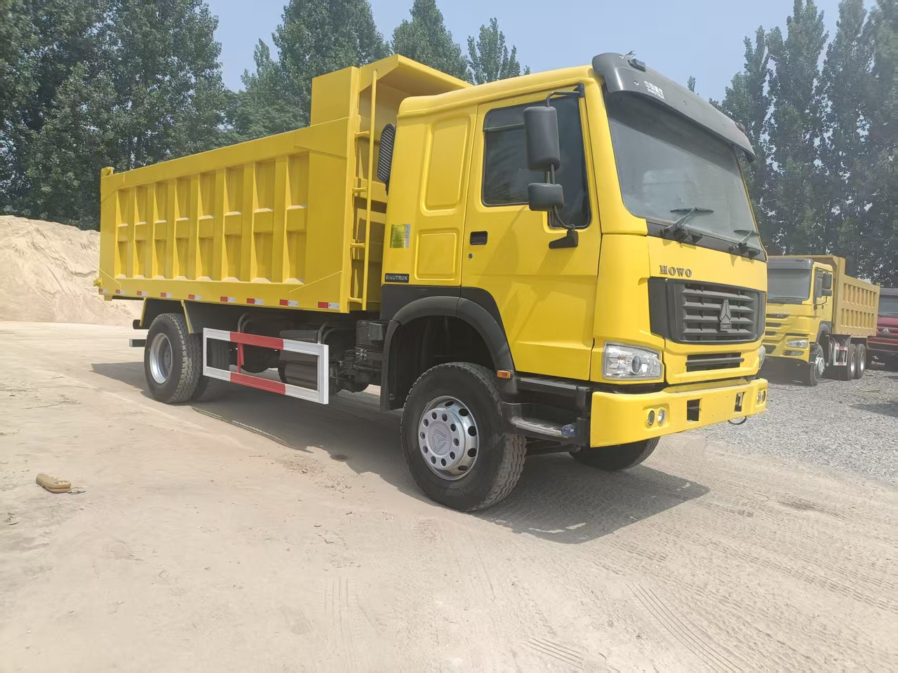 SINOTRUK HOWO 4x2 - Tipper: picture 5 SINOTRUK HOWO 4x2 - Tipper: picture 5