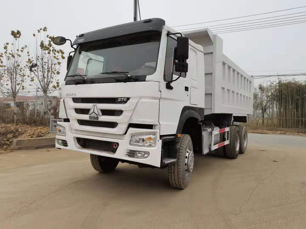 SINOTRUK HOWO - Tipper: picture 4 SINOTRUK HOWO - Tipper: picture 4