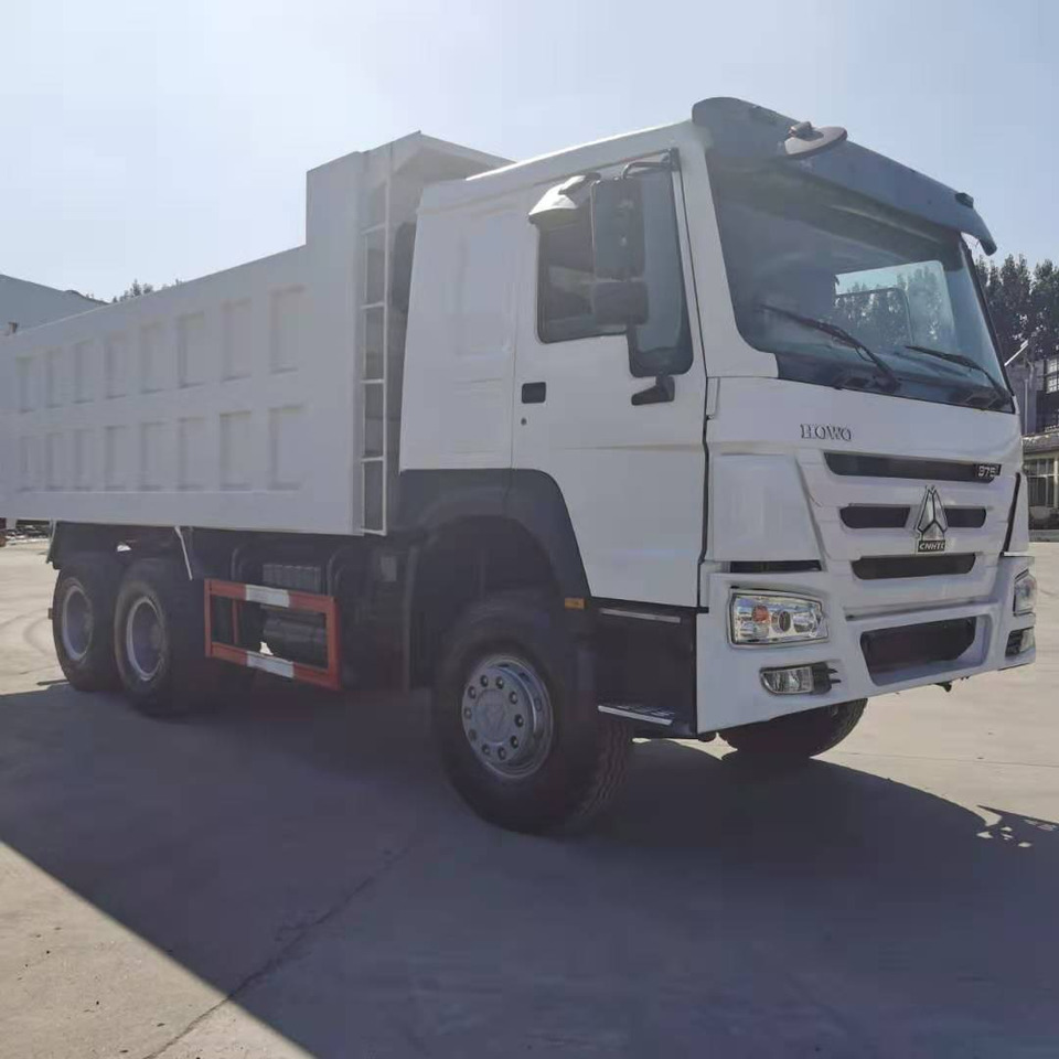 SINOTRUK HOWO - Tipper: picture 5 SINOTRUK HOWO - Tipper: picture 5