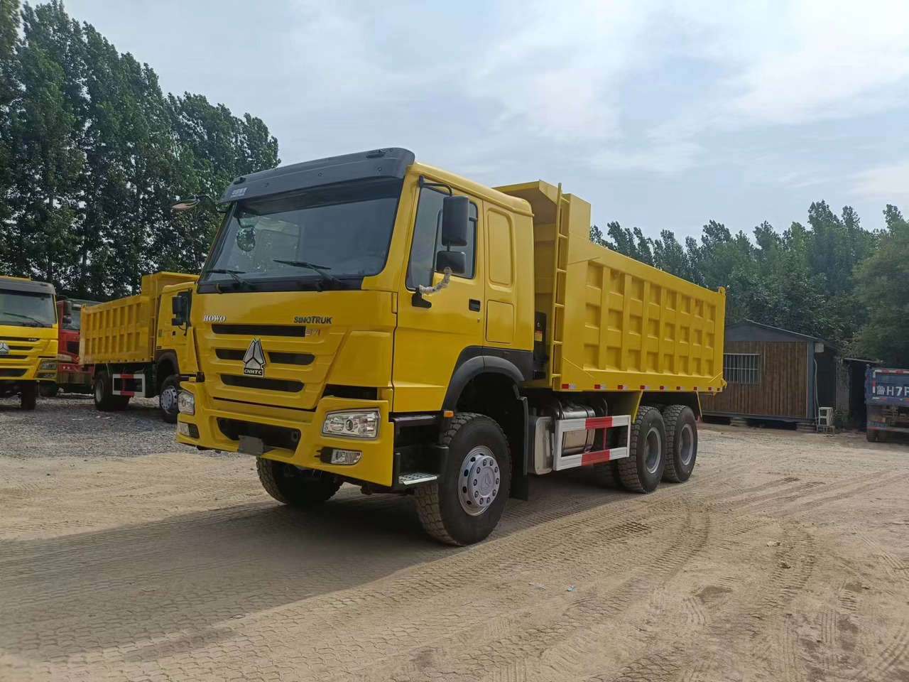 SINOTRUK HOWO leasing SINOTRUK HOWO: picture 6