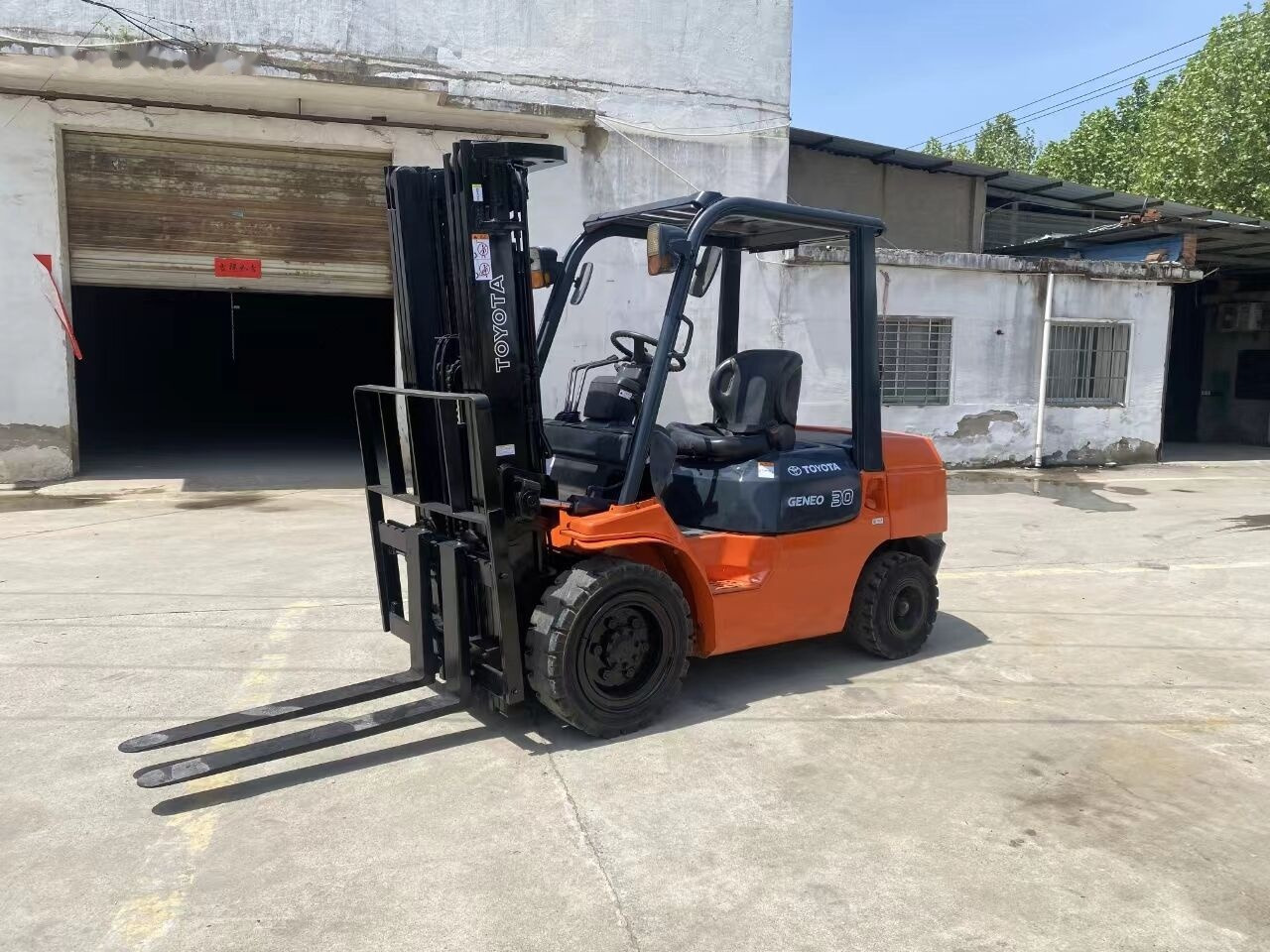 Toyota FD30 - LPG forklift: picture 2 Toyota FD30 - LPG forklift: picture 2