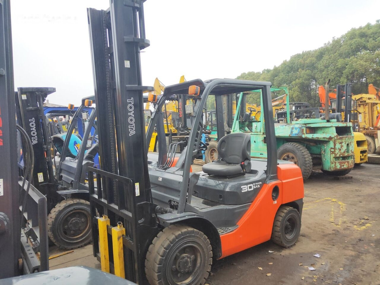 Toyota FD30 - Diesel forklift: picture 3 Toyota FD30 - Diesel forklift: picture 3