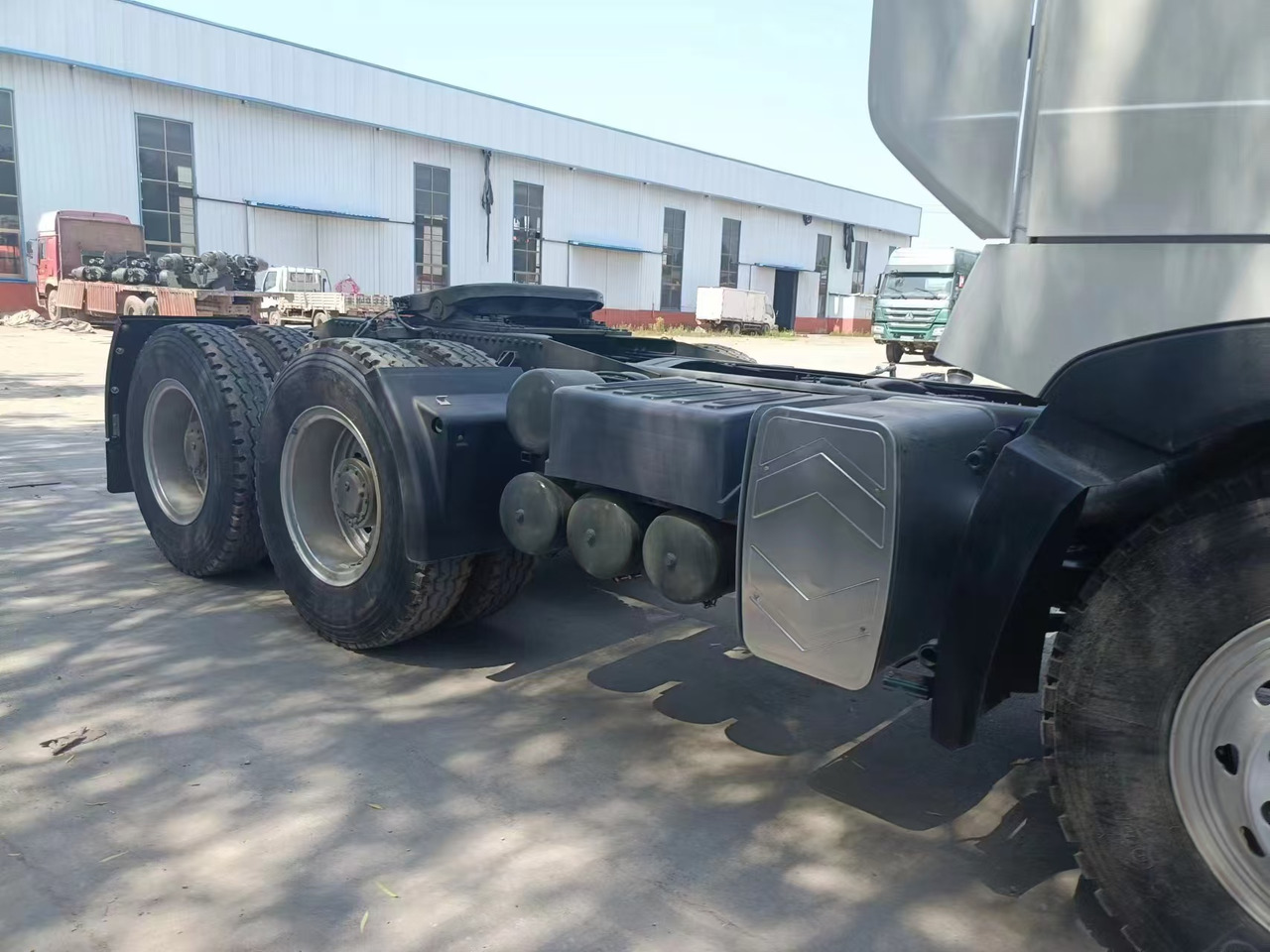 SINOTRUK HOWO A7 - Tractor unit: picture 4 SINOTRUK HOWO A7 - Tractor unit: picture 4