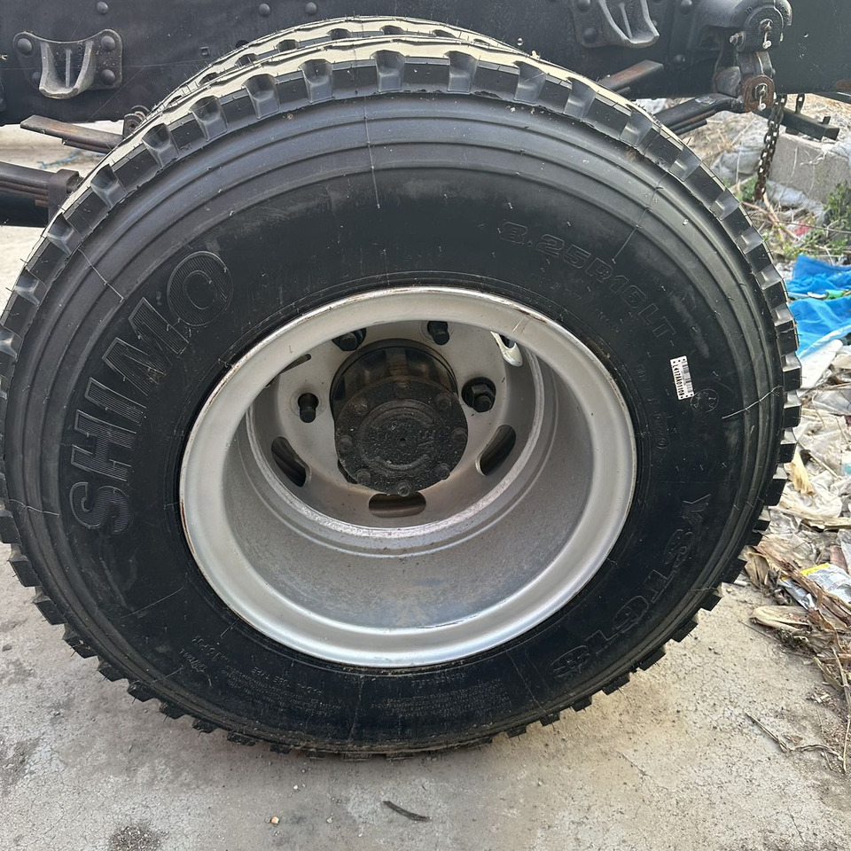 SINOTRUK HOWO - Tractor unit: picture 4 SINOTRUK HOWO - Tractor unit: picture 4