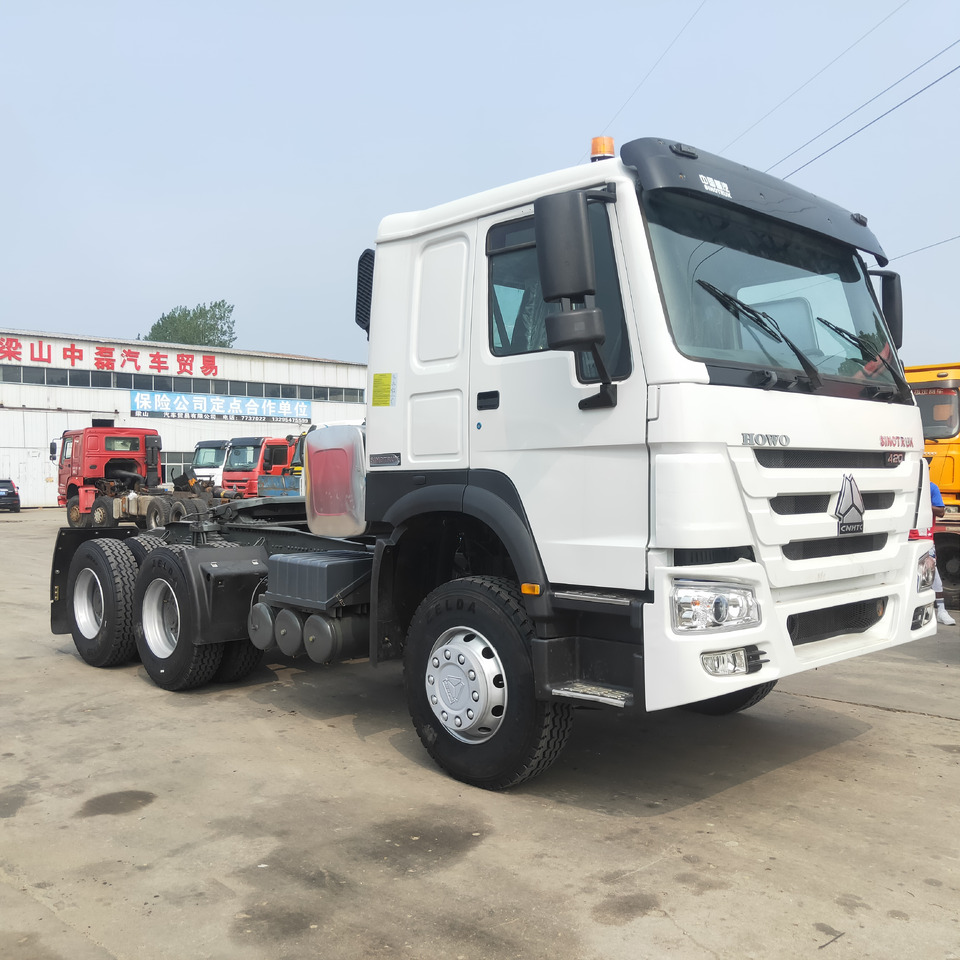 SINOTRUK HOWO - Tractor unit: picture 1 SINOTRUK HOWO - Tractor unit: picture 1