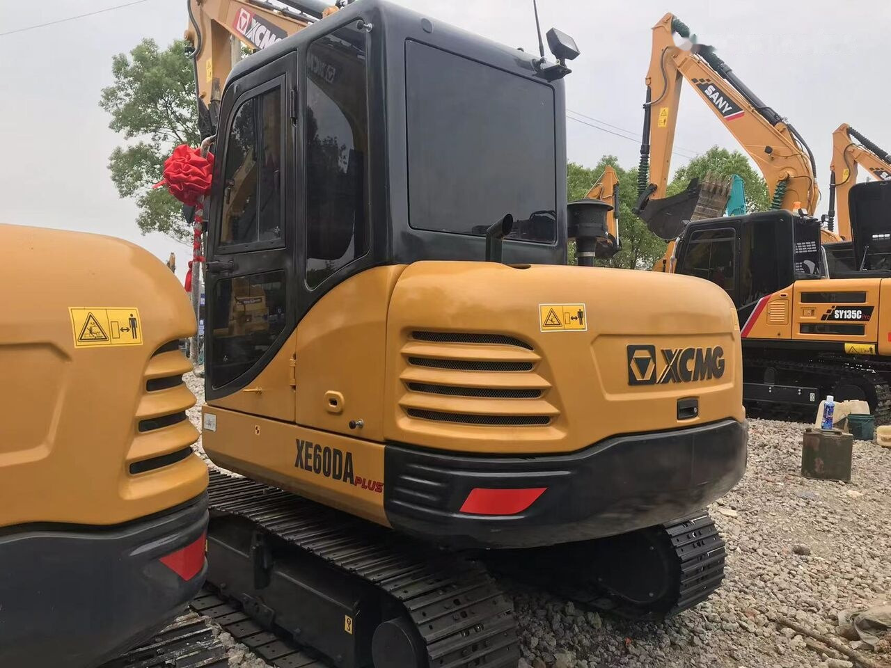 XCMG XE60DA - Mini excavator: picture 2 XCMG XE60DA - Mini excavator: picture 2