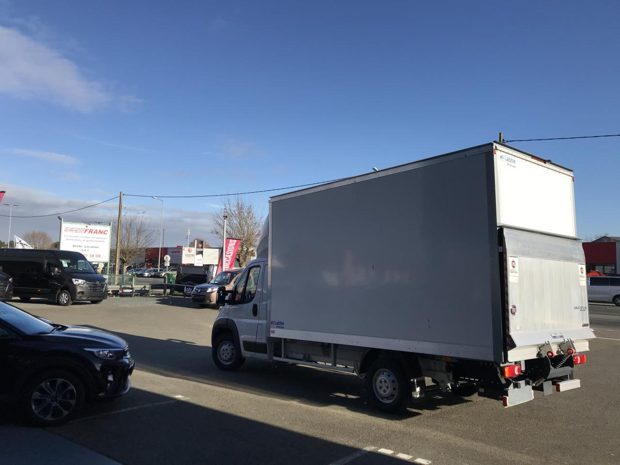 FIAT DUCATO 3T5 CAISSE + HAYON 2.3 MJT 140CH PRO LOUNGE - Closed box van: picture 5 FIAT DUCATO 3T5 CAISSE + HAYON 2.3 MJT 140CH PRO LOUNGE - Closed box van: picture 5