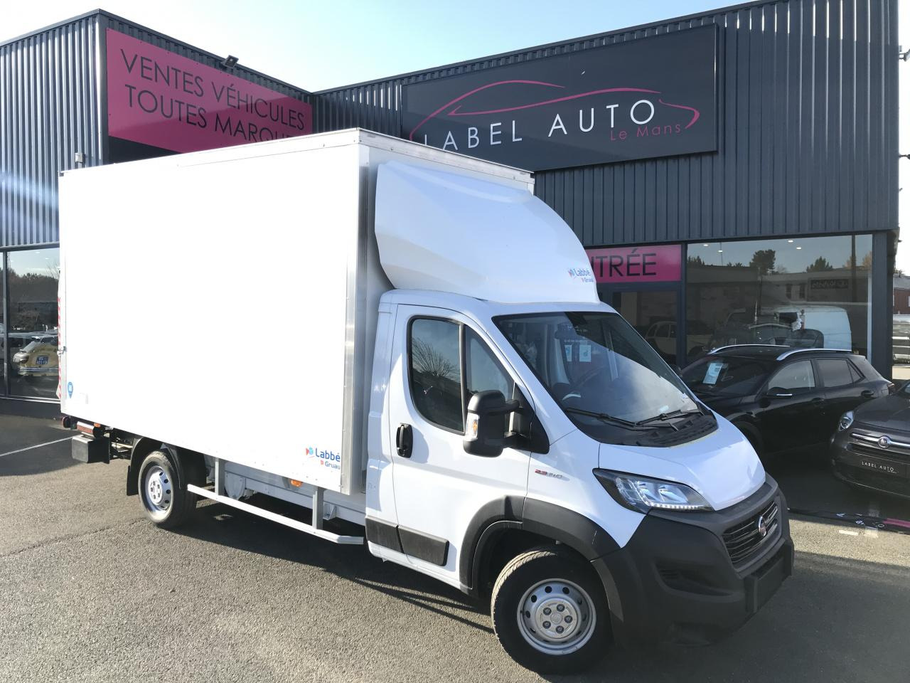 FIAT DUCATO 3T5 CAISSE + HAYON 2.3 MJT 140CH PRO LOUNGE - Closed box van: picture 1 FIAT DUCATO 3T5 CAISSE + HAYON 2.3 MJT 140CH PRO LOUNGE - Closed box van: picture 1