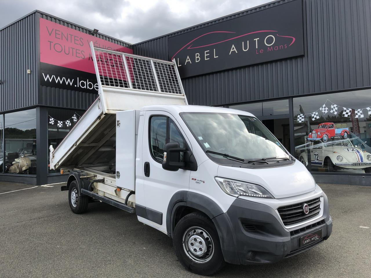 FIAT DUCATO 3T5 MAXI BENNE + COFFRE 2.3 JTD 130 CH PACK PRO NAV - Tipper van: picture 2 FIAT DUCATO 3T5 MAXI BENNE + COFFRE 2.3 JTD 130 CH PACK PRO NAV - Tipper van: picture 2