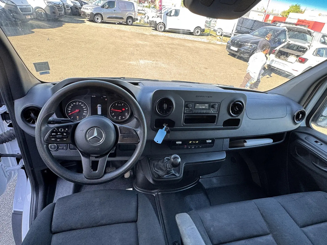 Mercedes Sprinter 515 CDI 37 3T5 PROPULSION - Tipper van: picture 4 Mercedes Sprinter 515 CDI 37 3T5 PROPULSION - Tipper van: picture 4