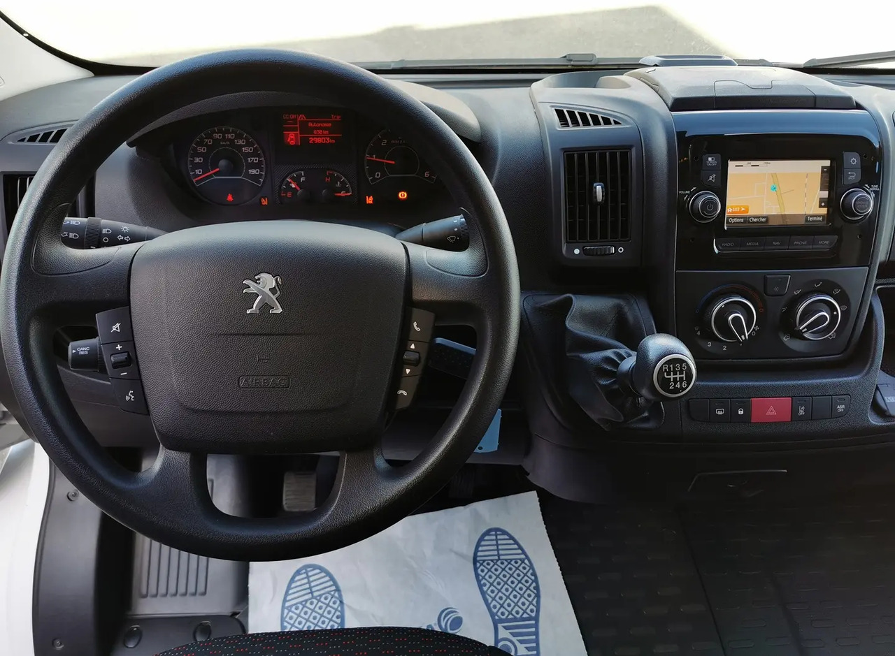 Peugeot Boxer 333 L2H2 2.2 BLUEHDI S&S 140CH ASPHALT - Panel van: picture 4 Peugeot Boxer 333 L2H2 2.2 BLUEHDI S&S 140CH ASPHALT - Panel van: picture 4