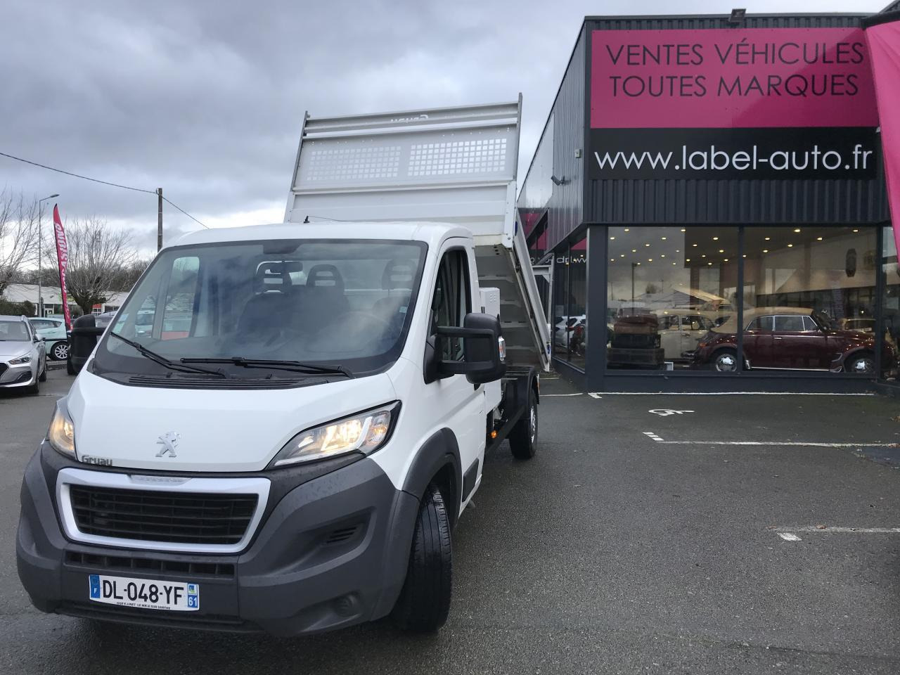 Peugeot Boxer ASPHALT 335 L3 2.2 BlueHDi S&S - 165 III CHASSIS CABINE BENNE COFFRE - Tipper van: picture 3 Peugeot Boxer ASPHALT 335 L3 2.2 BlueHDi S&S - 165 III CHASSIS CABINE BENNE COFFRE - Tipper van: picture 3