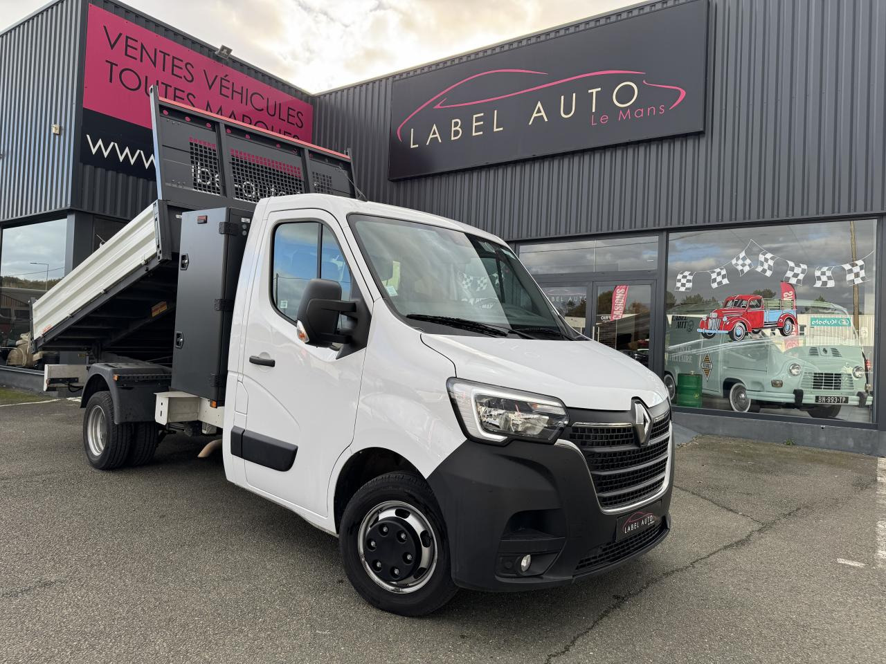 RENAULT MASTER 3T5 BENNE COFFRE RJ 2.3 DCI 145CH PROPULSION - Tipper van: picture 3 RENAULT MASTER 3T5 BENNE COFFRE RJ 2.3 DCI 145CH PROPULSION - Tipper van: picture 3