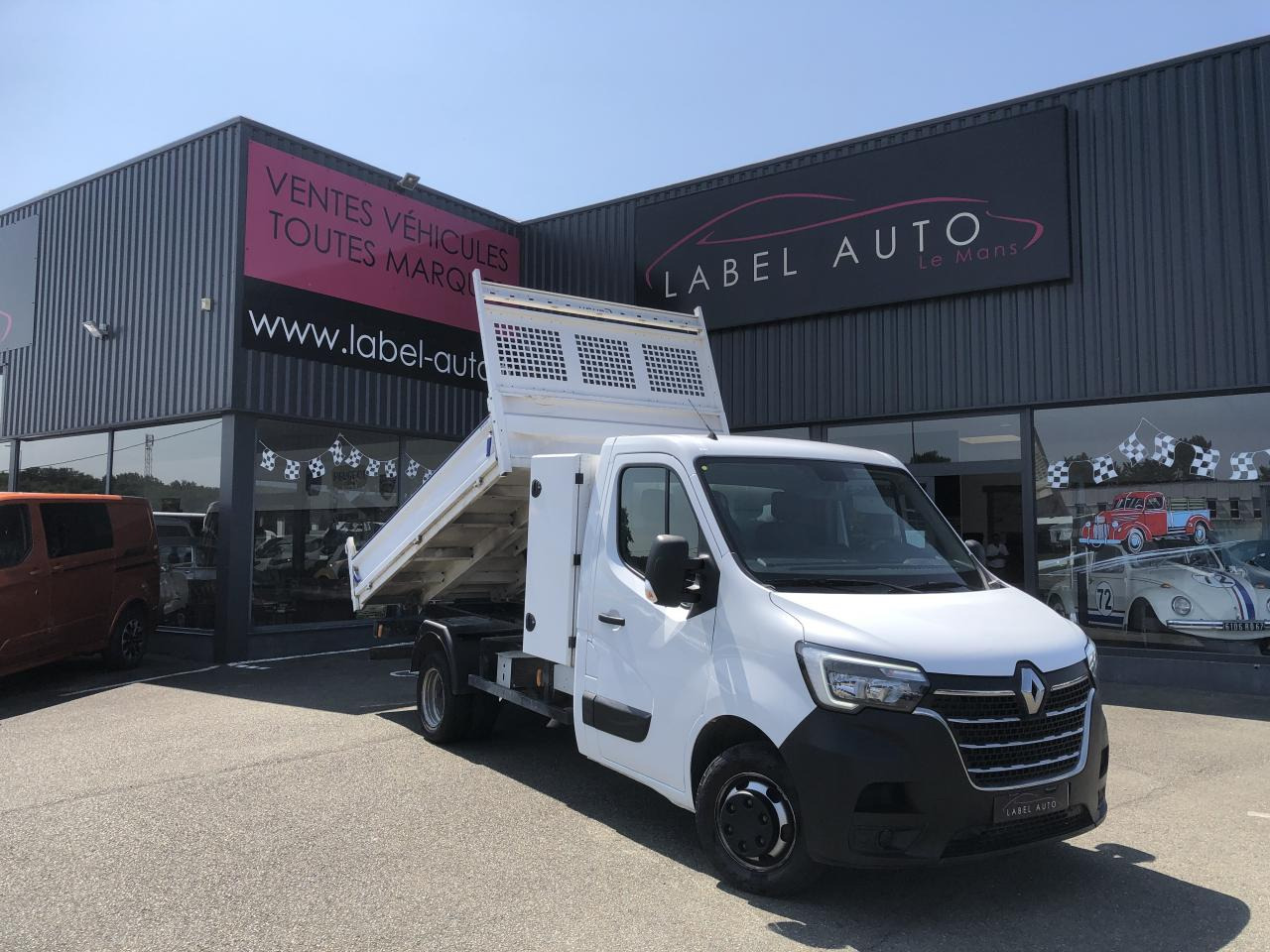 RENAULT MASTER 3T5 BENNE COFFRE RJ 2.3DCI130CH PROPULSION - Tipper van: picture 2 RENAULT MASTER 3T5 BENNE COFFRE RJ 2.3DCI130CH PROPULSION - Tipper van: picture 2